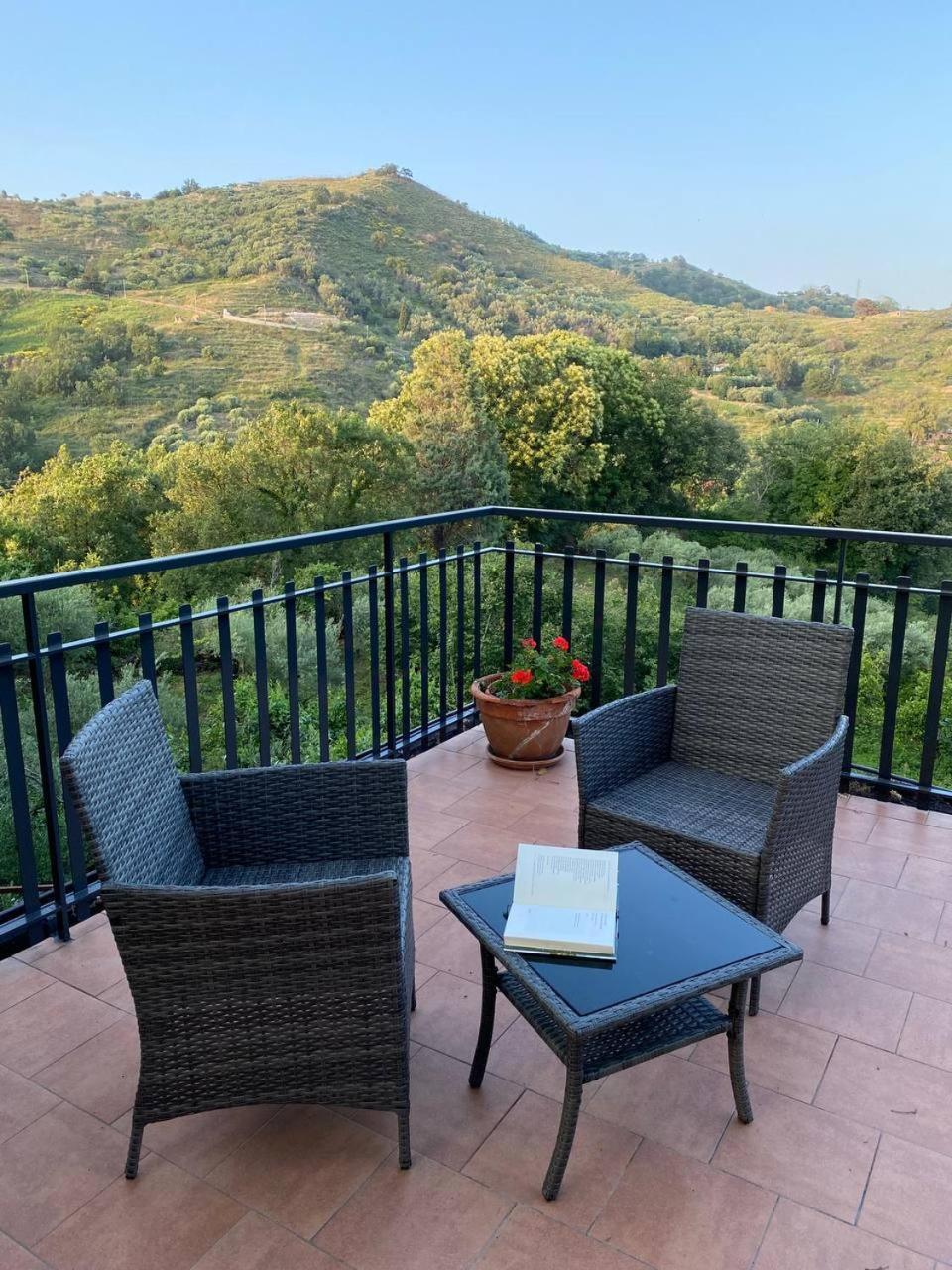 Agriturismo Etna-Mare ปิเอดิมอนเต เอตเนโอ ภายนอก รูปภาพ