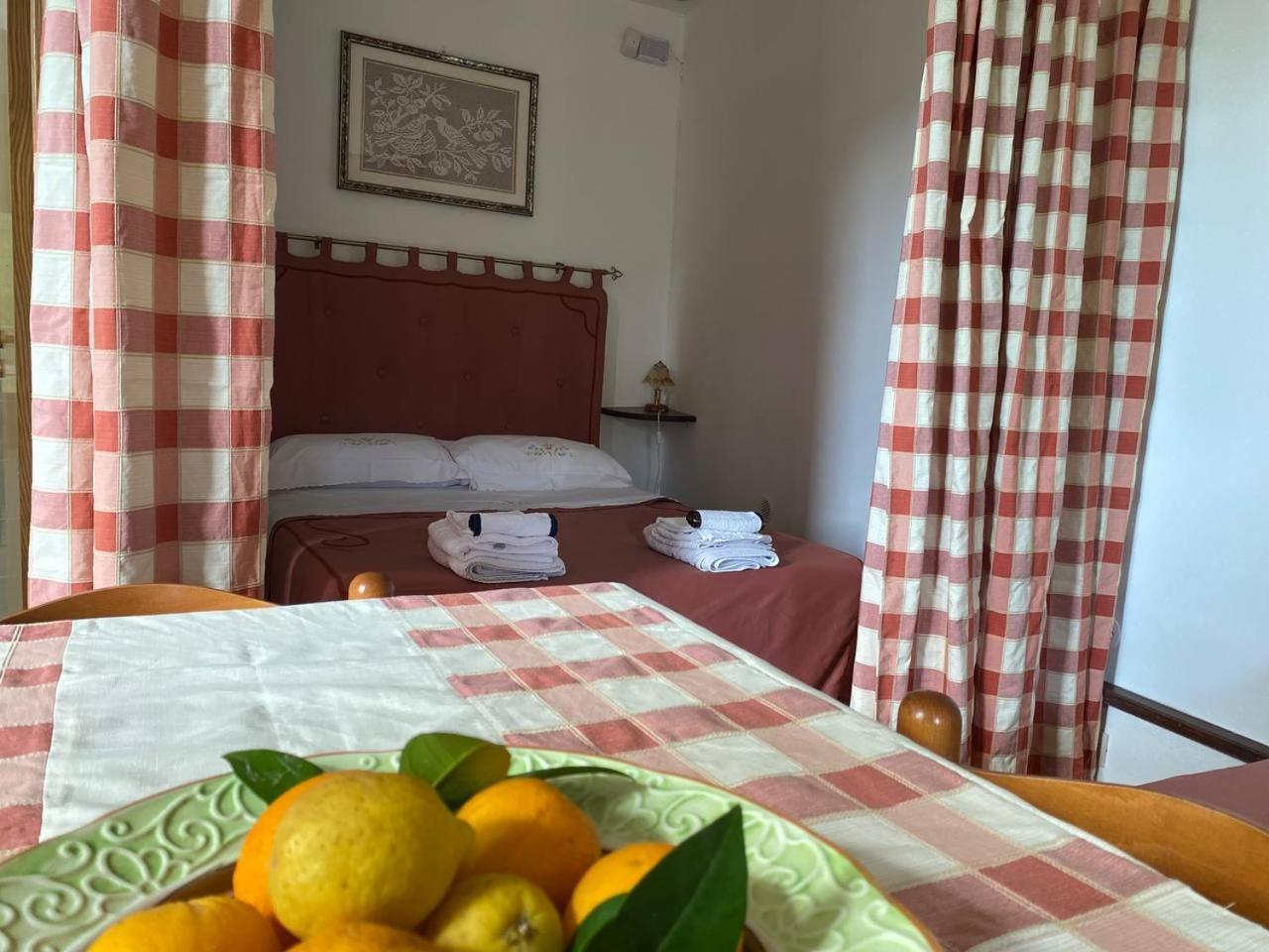 Agriturismo Etna-Mare ปิเอดิมอนเต เอตเนโอ ภายนอก รูปภาพ