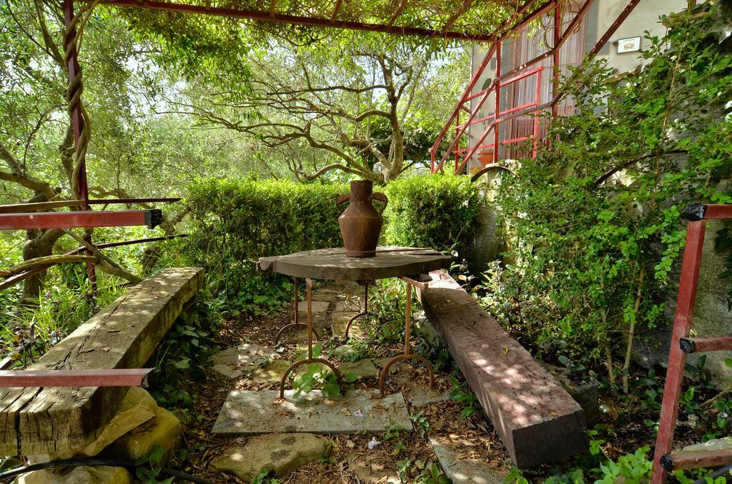 Agriturismo Etna-Mare ปิเอดิมอนเต เอตเนโอ ภายนอก รูปภาพ